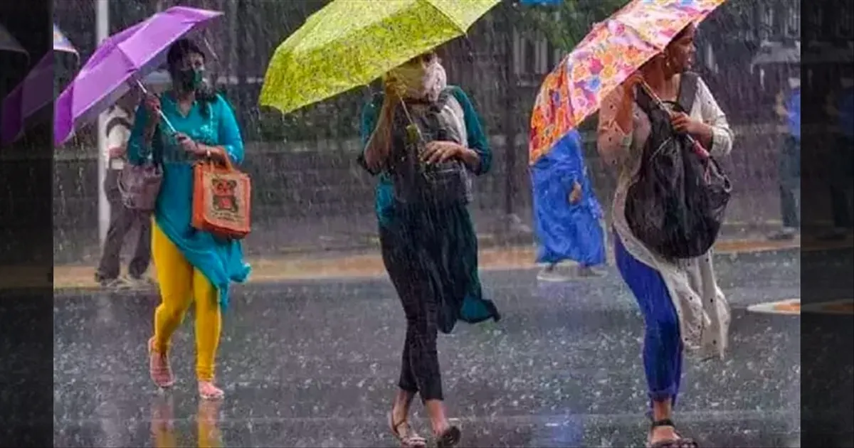 12 மாவட்ட மக்களே உஷார்..!! வெளுக்கப்போகுது மழை..!! லிஸ்ட்ல உங்க ஊரு இருக்கா..??