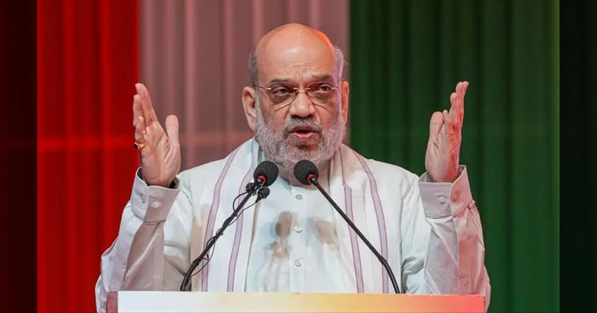 புனே பாலம் விபத்து... துடித்துப் போய் விசாரித்த அமித் ஷா...!