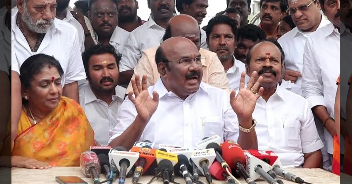 இபிஎஸ் மகனை காப்பாற்ற பாஜகவுடன் கூட்டணி? அந்தர் பல்டி அடித்த ஜெயக்குமார்..!