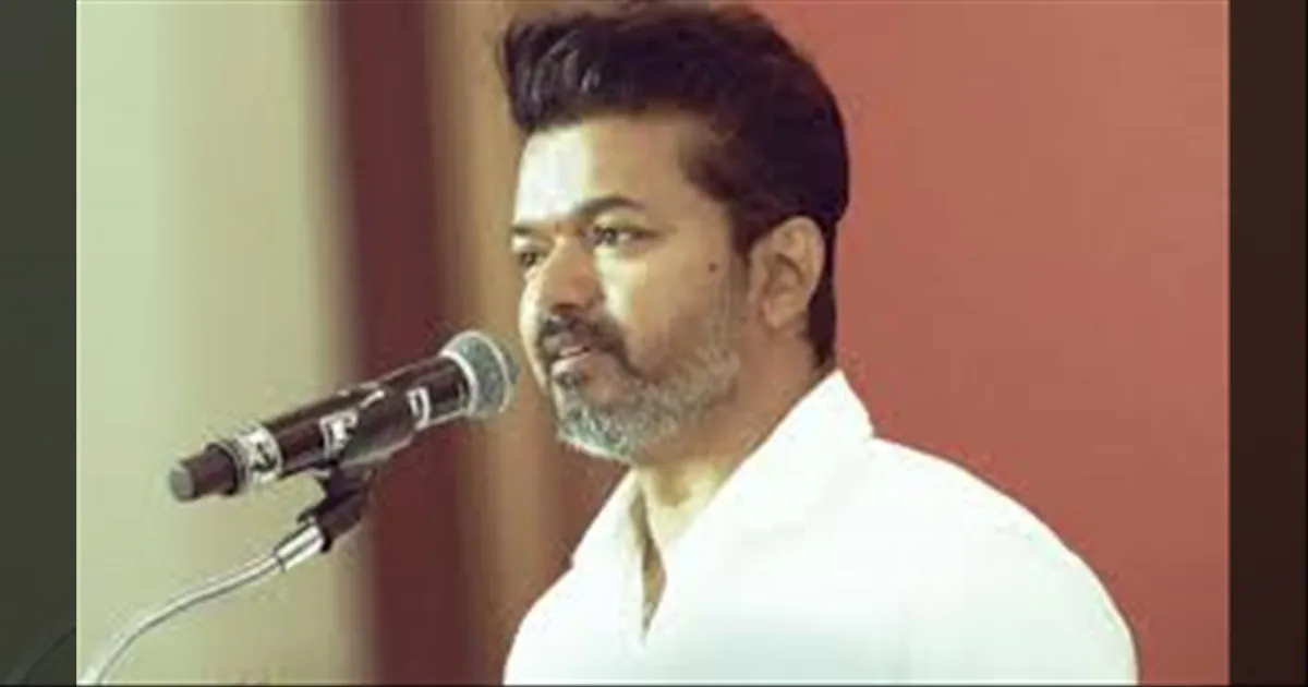 ஒருத்தரு பிரிட்ஜ் தராரு..! இன்னொருத்தரு அத வாங்க கூப்பன் தராரு..! TVK வாக்குறுதி புத்தகத்தை வெளியிட்டு விஜய் விமர்சனம்.!