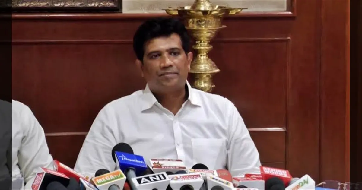 ஆம்புலன்ஸ் டிரைவர் மேல எதிர்க்கட்சித் தலைவருக்கு காழ்ப்புணர்ச்சி ஏன்? MLA எழிலன் கேள்வி..! 