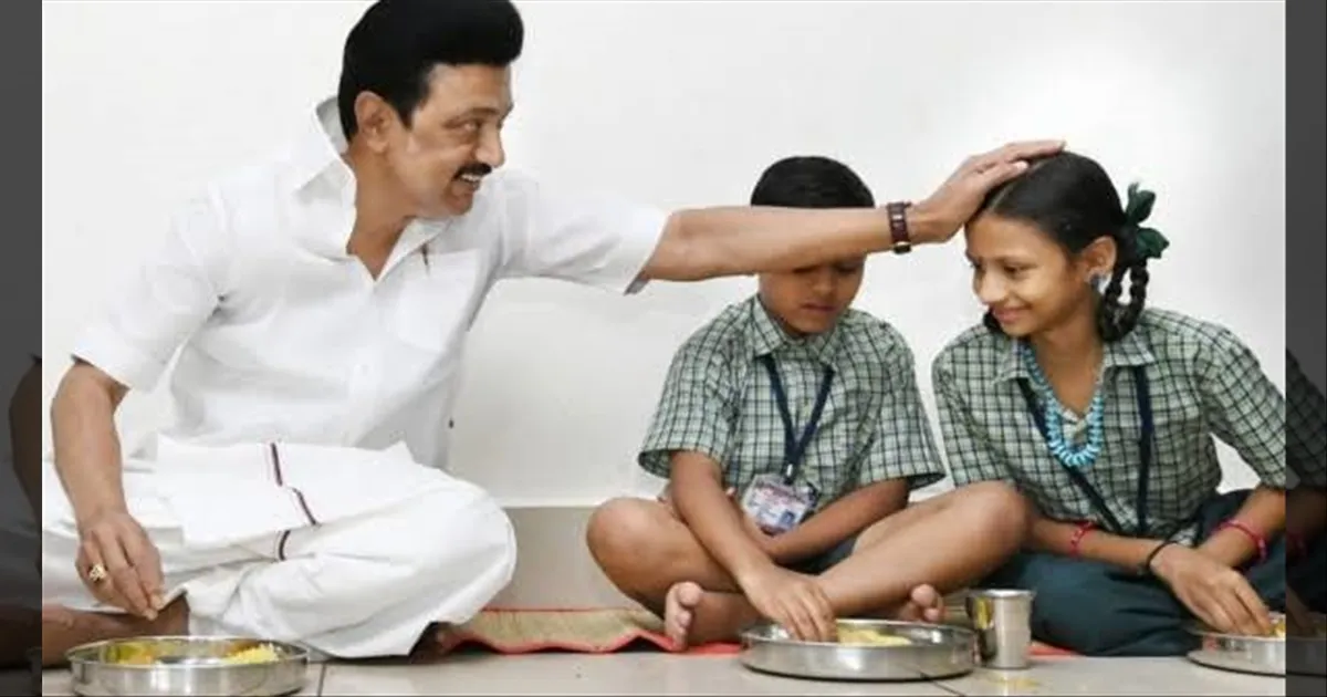 முதலமைச்சரின் காலை உணவு திட்டம் விரிவாக்கம்... குழந்தைகளுடன் உணவருந்திய முதல்வர்கள்..!
