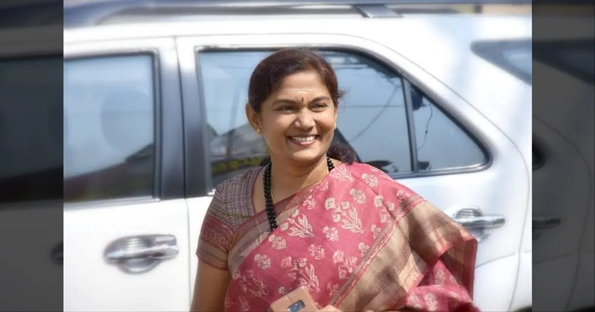 #BREAKING: தொடரும் இபிஎஸ் வேட்டை… சத்யபாமா  கட்சிப்பதவி பறிப்பு! அதிரடி அறிவிப்பு