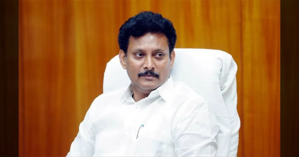 பள்ளிக்கு விடுமுறை கொடுத்து முகாம் நடந்த சம்பவம்! ஏத்துக்கவே முடியாதது... அன்பில் மகேஷ் கடும் கோபம்