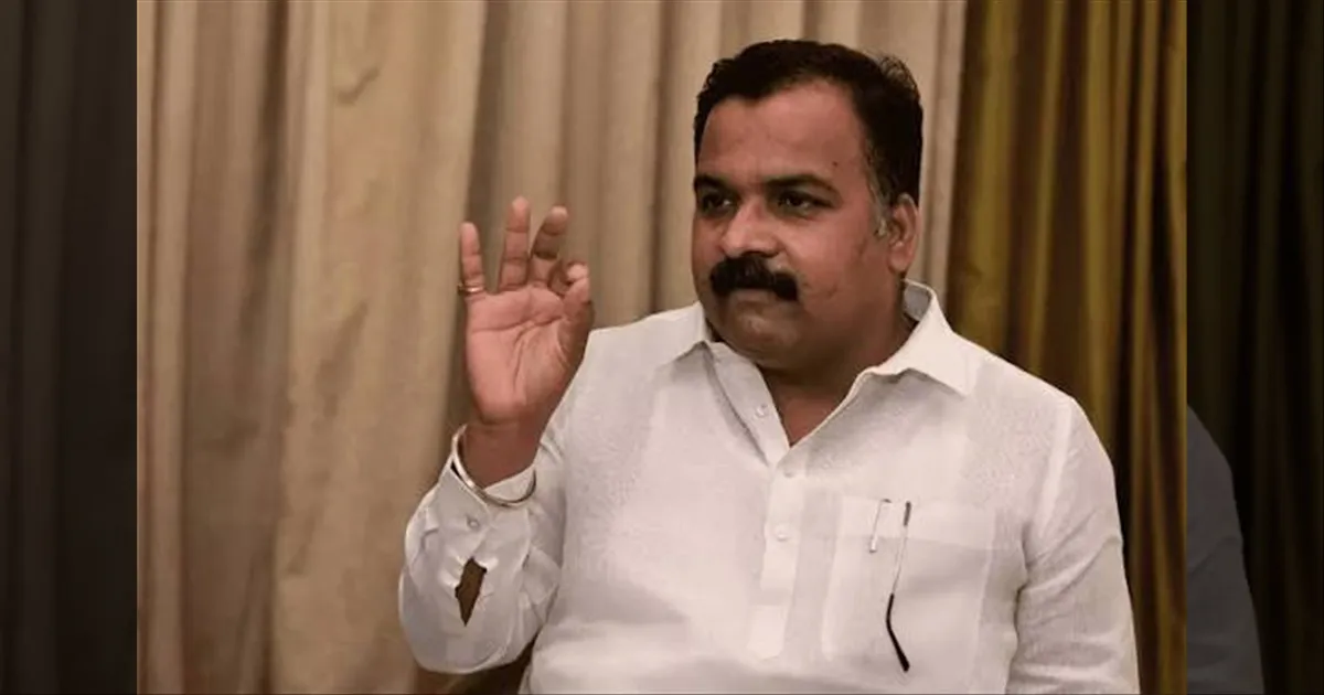 அதிமுக அமித்ஷா காலில் விழுந்து கிடக்குது… மாணிக்கம் தாகூர் எம்.பி. சரமாரி குற்றச்சாட்டு!