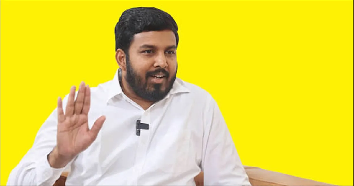 பாஜகவின் உத்தியை கையில் எடுத்த விஜய்... சாட்டையை சுழற்றிய ஆளூர் ஷா நவாஸ்!