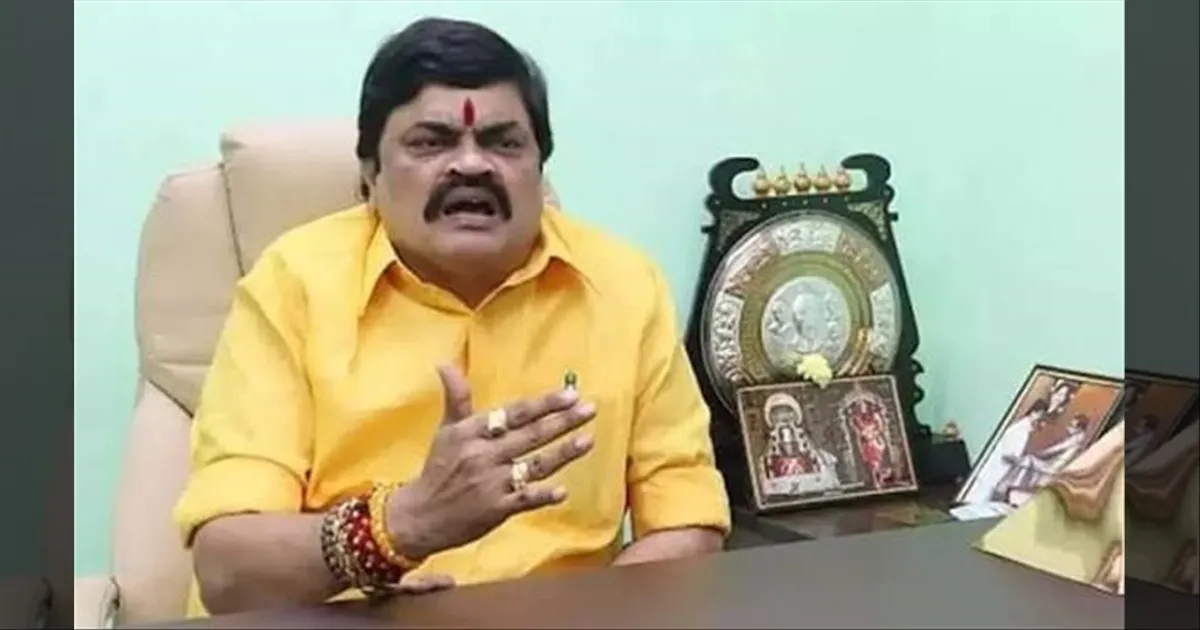 உண்மையாவே திமுகவை எதிர்த்தா விஜய் அதிமுகவுக்கு வரணும்! சவால்விட்ட மாஜி அமைச்சர்...