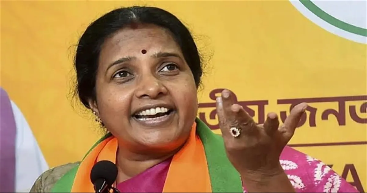 வயித்துல நெருப்ப கட்டிட்டு இருக்கோம்! மன்னிப்பு கேளுங்க ஸ்டாலின்! விளாசிய வானதி...!