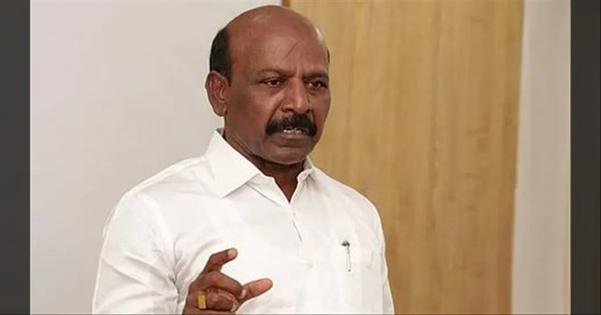 முழு பூசணிக்காய சோத்துல மறைக்குறாரு… காலிப் பணியிட விவகாரத்தில் மா.சு.வை சூறையாடிய மாஜி அமைச்சர்…!