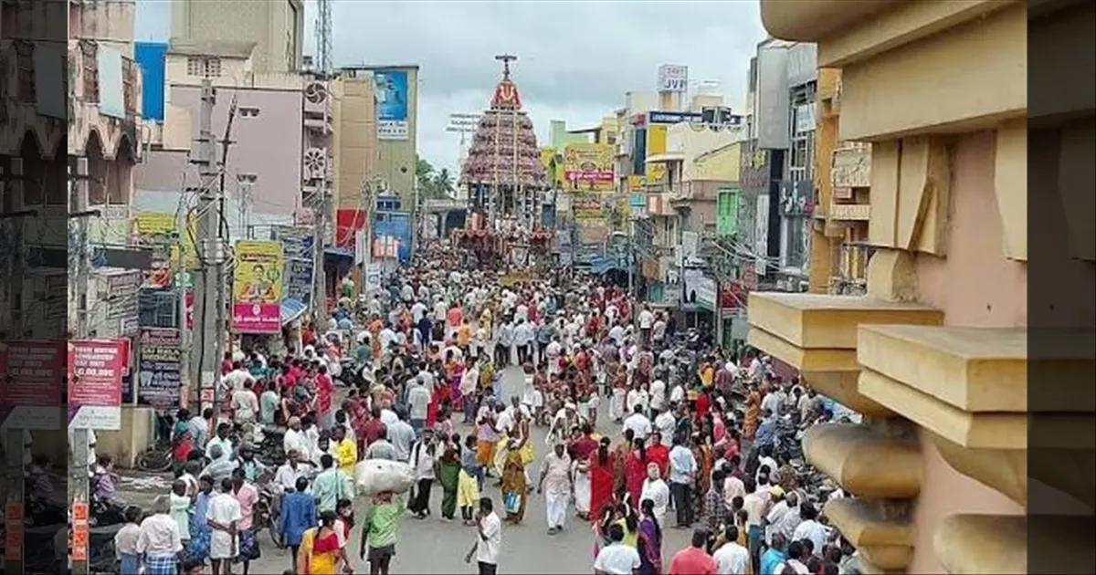 ஹரி ஓம்..! ஜெய ஜெய ராமா..! வீரராகவ பெருமாள் கோவில் தேரோட்டம் கோலாகலம்... விண்ணை பிளக்கும் முழக்கம்..!
