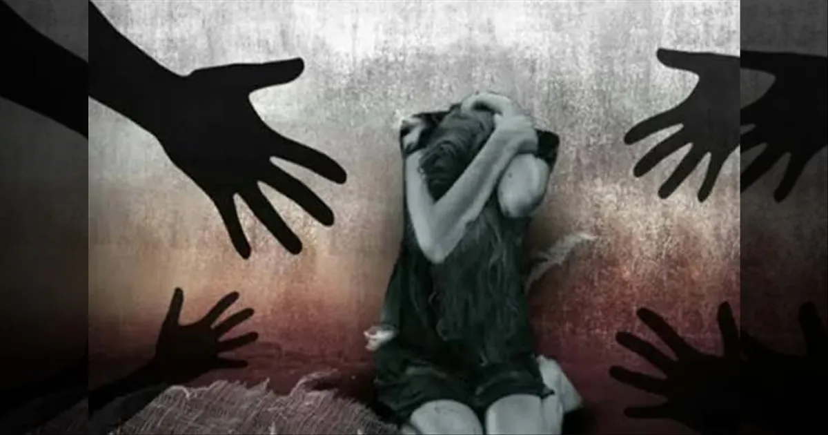 அடப்பாவிகளா..! ப்ராஜெக்ட்டுக்காக சென்ற மாணவி... காரில் கடத்தி பாலியல் வன்கொடுமை செய்யப்பட்ட கொடூரம்..!!