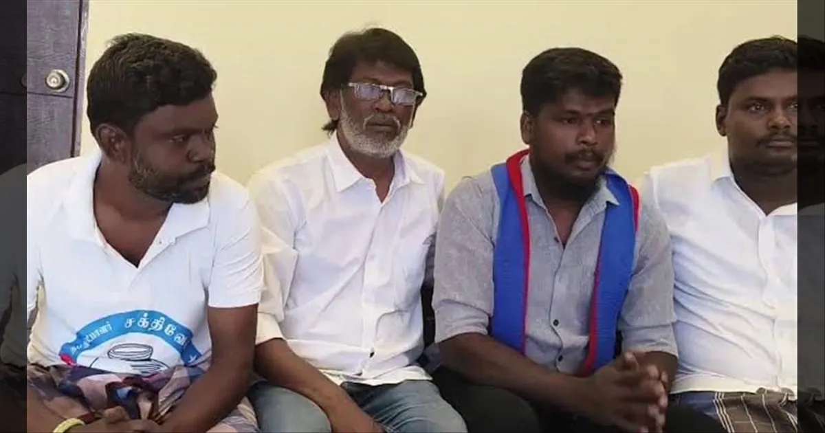 தலைவர் அடிச்சா அது ஆசீர்வாதம்..! திருமாவிடம் பளார் வாங்கிய இளைஞர் அந்தர் பல்டி..!!