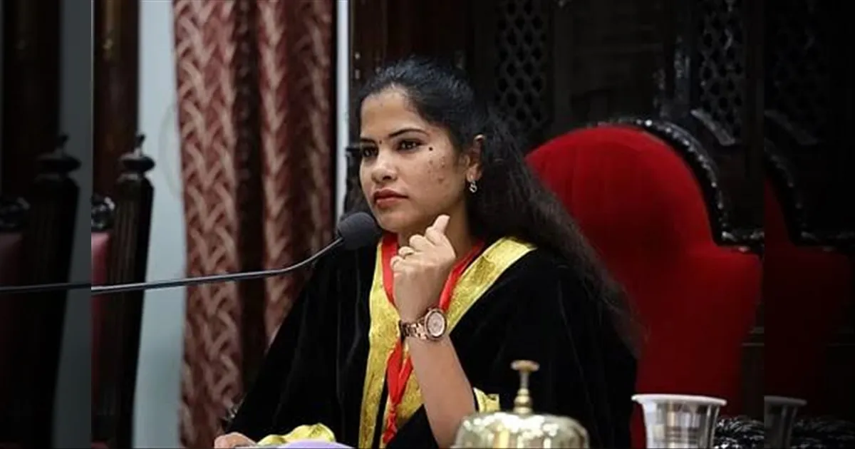 மேயர் பிரியாவுக்கு காலில் காயம்..?  சைலண்ட் மோடில் DMK கவுன்சிலர்கள்..! 