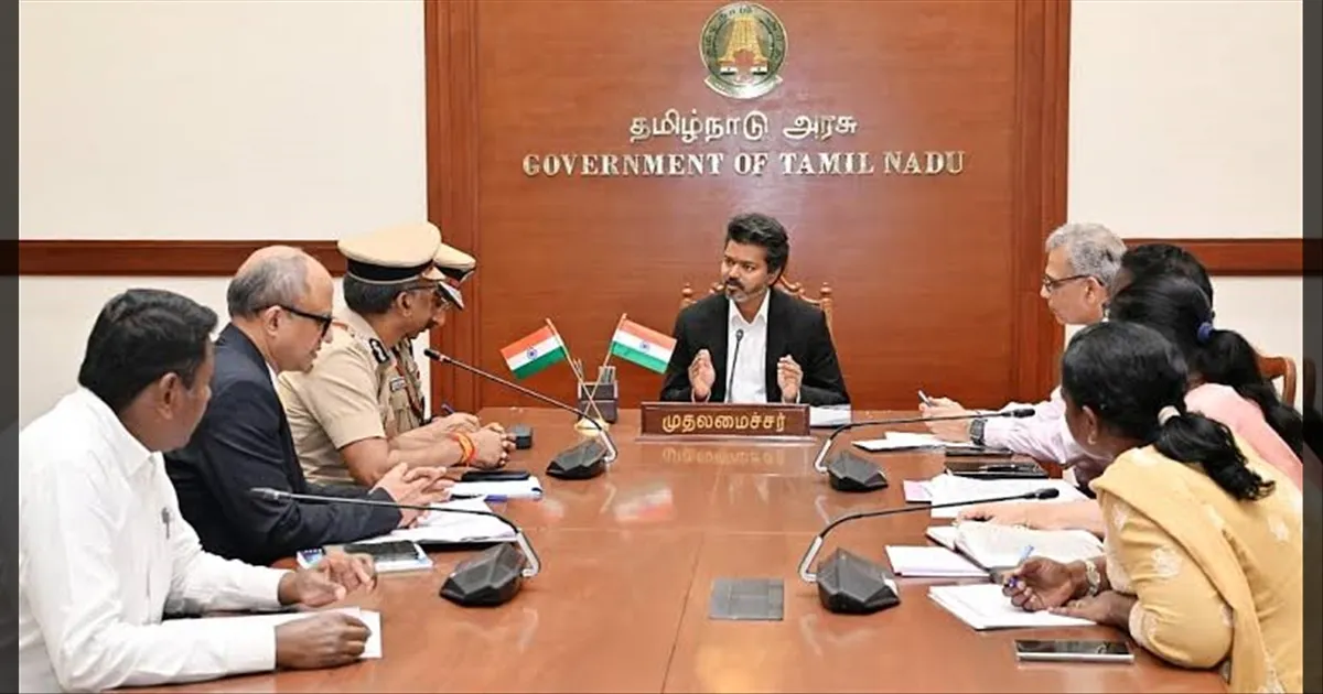 டாஸ்மாக் விவகாரத்தில் விஜய் ஆக்ஷன் MODE..! அதிகாரிகளுடன் தீவிர ஆலோசனை..!!