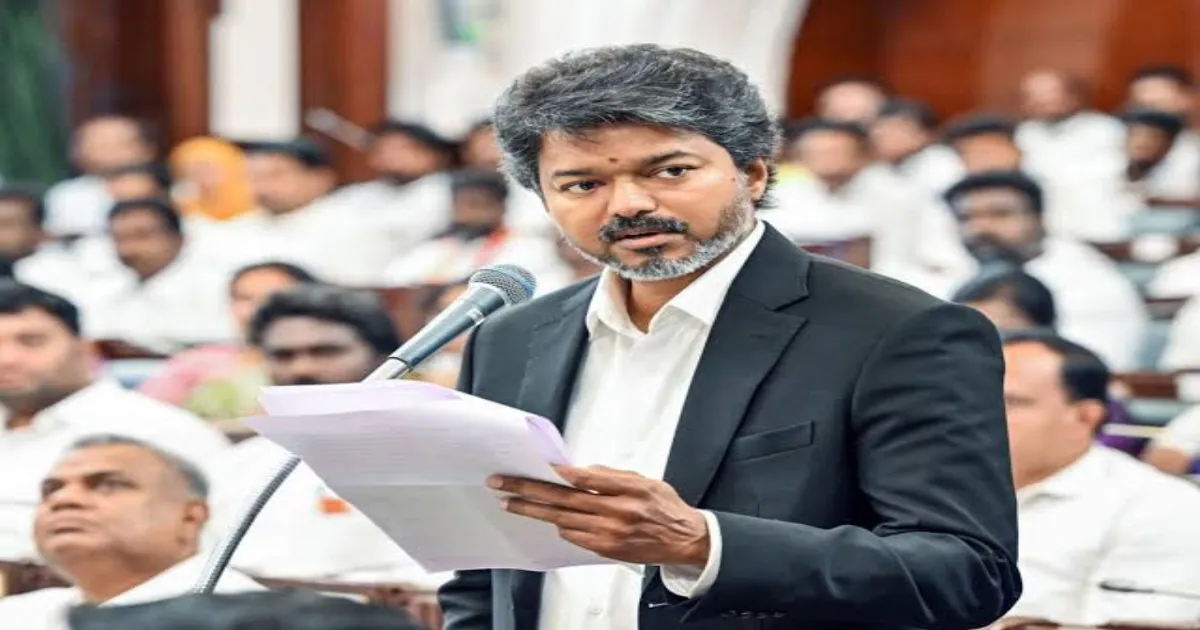 புதிய பொறுப்புகள்... பழைய கணக்குகள்..! விஜய் கைவிட்டுடுவாரா.! கலங்கும் நிர்வாகிகள்..!!