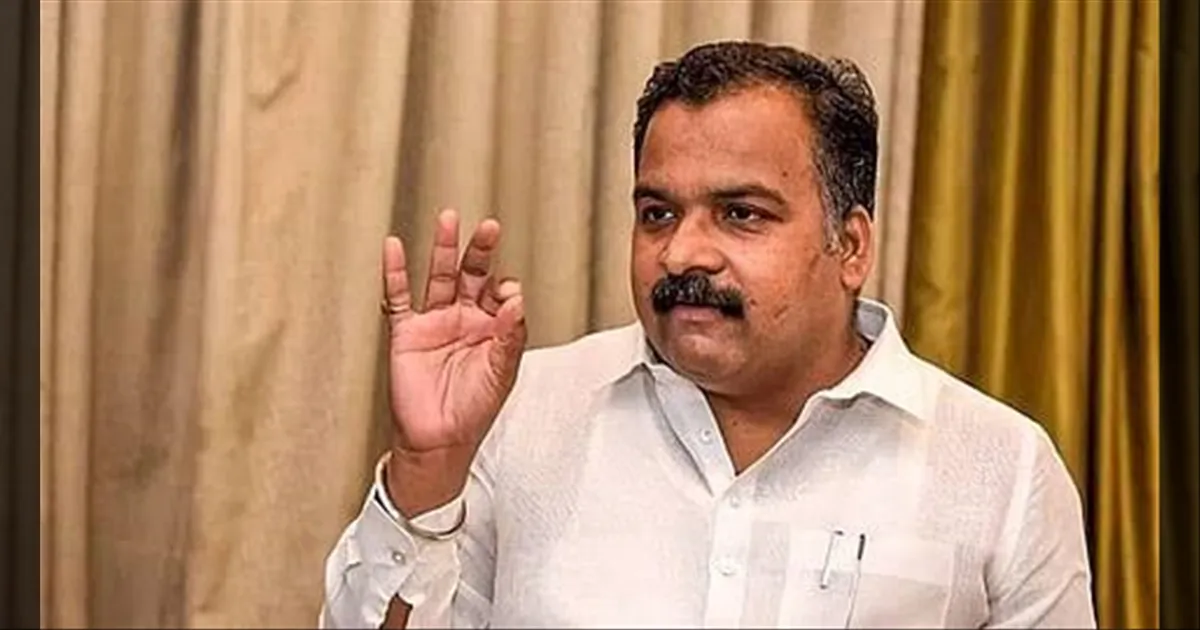 மக்கள் பணம் எங்கே.? பிரதமர் மோடிக்கு மாணிக்கம் தாகூர் சரமாரி கேள்வி..!!