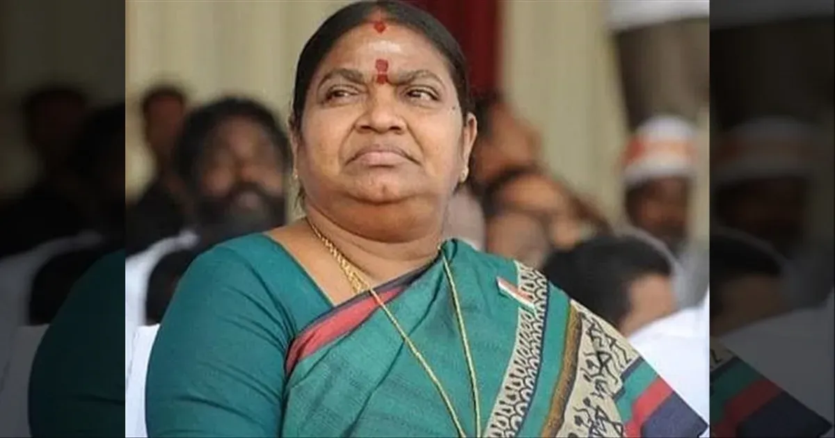 நாதக நிர்வாகி பேசிக் கொண்டிருந்த போதே நாற்காலியை வீசிய திமுகவினர்..!! அராஜகம்... வளர்மதி கண்டனம்..!!