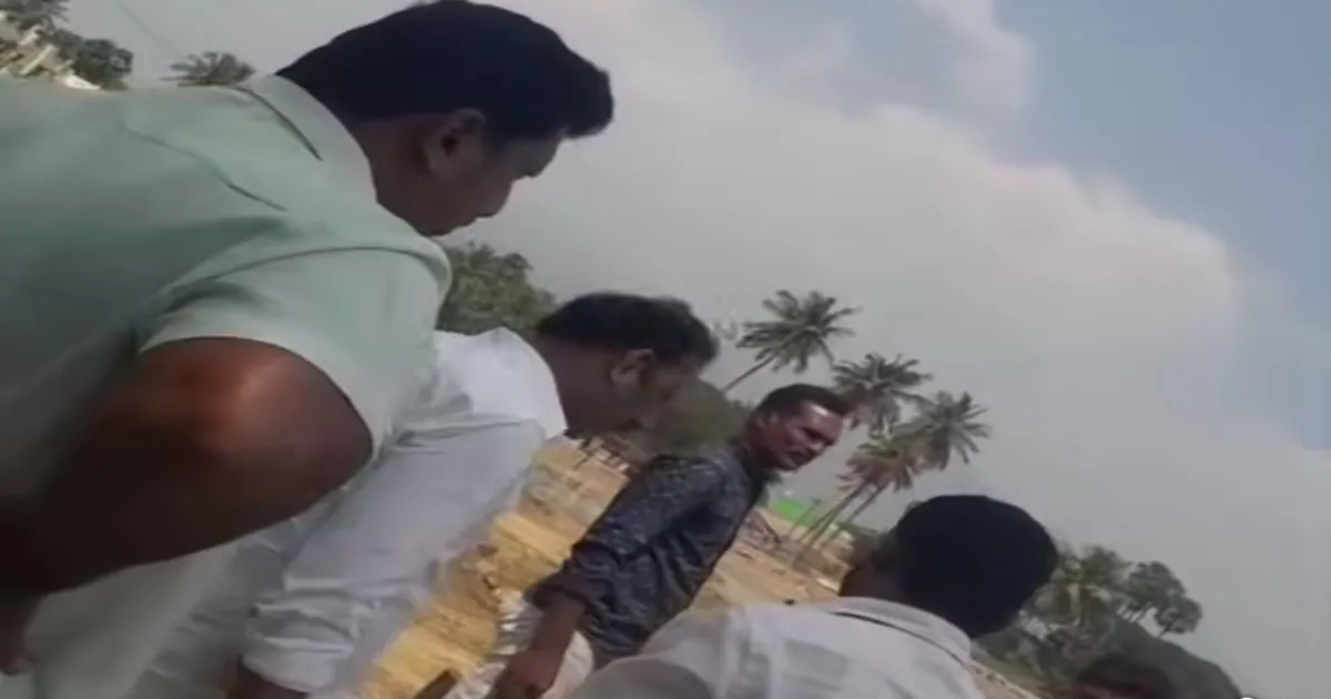 “என்ன கேட்காமல் செய்யக்கூடாது... இடிச்சி தள்ளிட்டு போய்டுவேன்