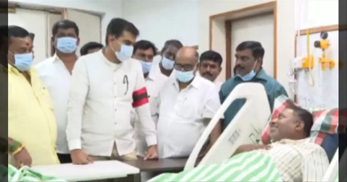 MP சசிகாந்த் செந்திலுக்கு தொடர் சிகிச்சை... ஓடோடி சென்று நலம் விசாரித்த துரை வைகோ..!