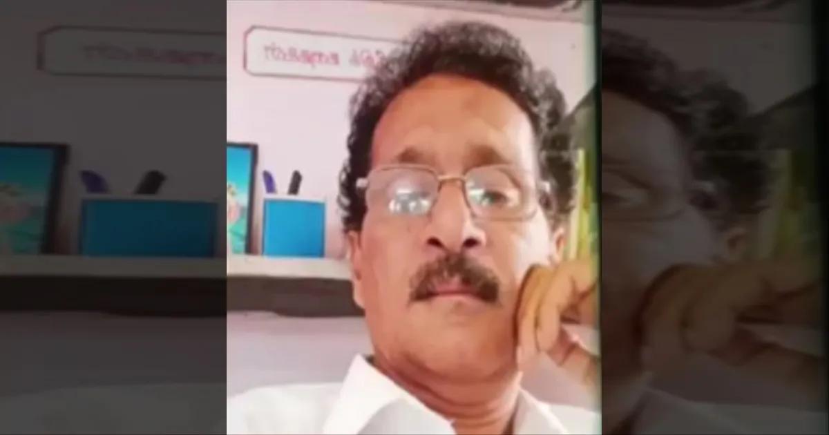 தலைக்கேறிய போதை! மாணவிகளை மடியில் அமர்த்தி HEAD MASTER முத்தம் கொடுத்ததாக பகீர் புகார்! 