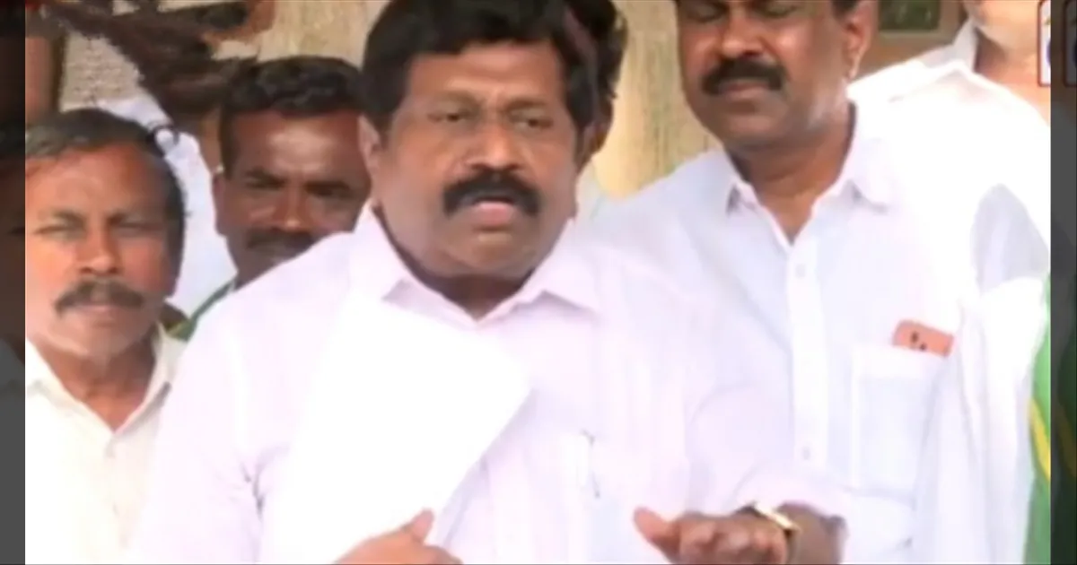 விஜய் செய்தது தவறு..  நின்னு போராடி இருக்கணும்... அதிமுக எம்.பி.யின் SUDDEN ரியாக்ஷன்...!