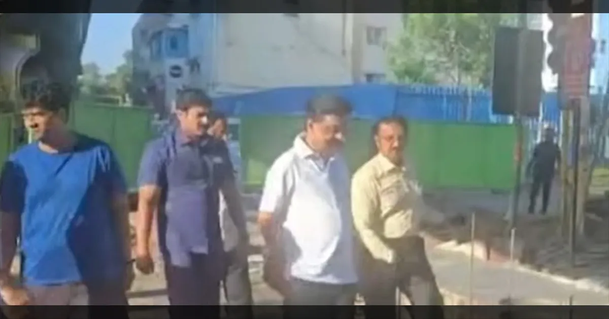 எந்த நிலையில் இருக்கு? மழைநீர் வடிகால் பணிகளை நேரில் ஆய்வு செய்த முதல்வர் ஸ்டாலின்...!