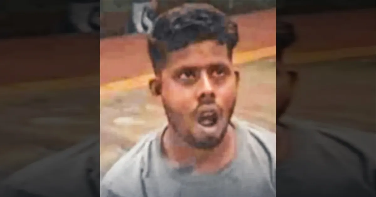 அடப்பாவமே... கொட்டாவி  விட்டது குத்தமா? வாயை மூட முடியாமல் தவித்த இளைஞர்...!