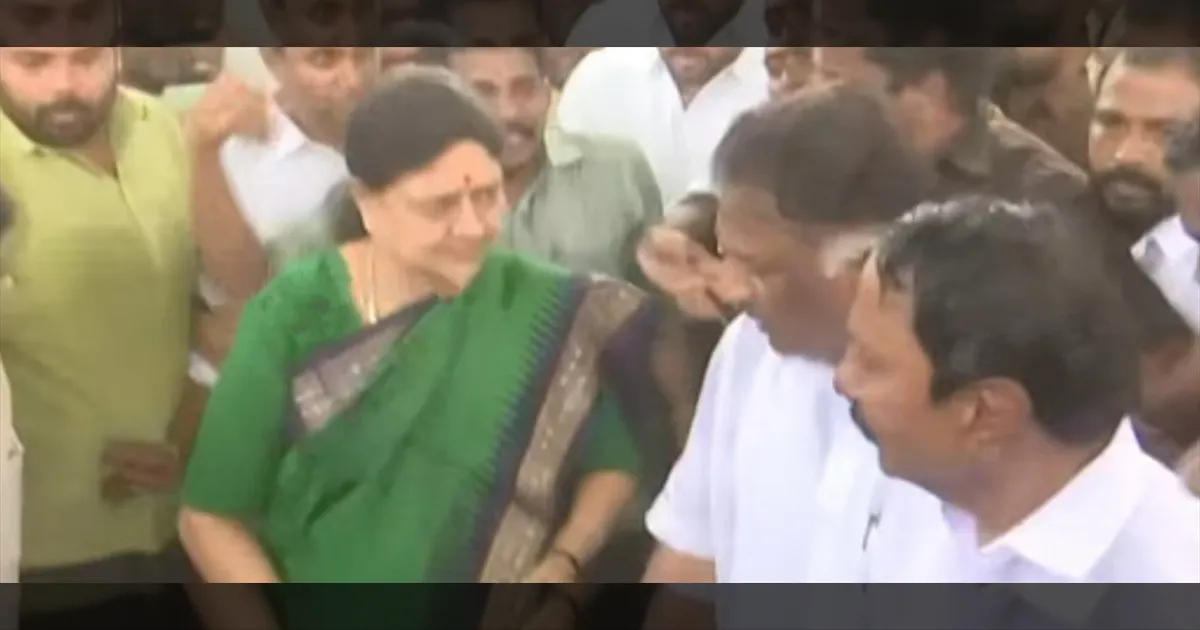 Sasikala ops sengottayan 