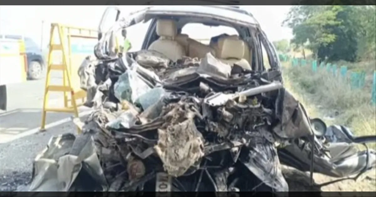 கோர விபத்து..! சம்பவ இடத்திலேயே பலியான 2 தம்பதிகள்..! எட்டயபுரத்தில் சோகம்..!