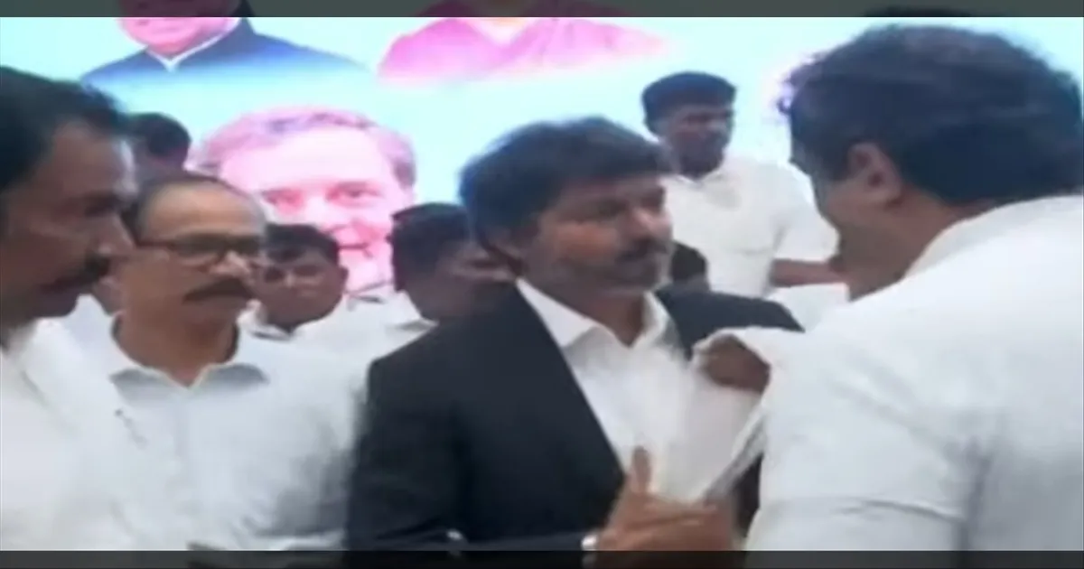 சத்தியமூர்த்தி பவனில் முதல்வர் விஜய்..! உற்சாக வரவேற்பு கொடுத்த காங்கிரஸ் நிர்வாகிகள்..!