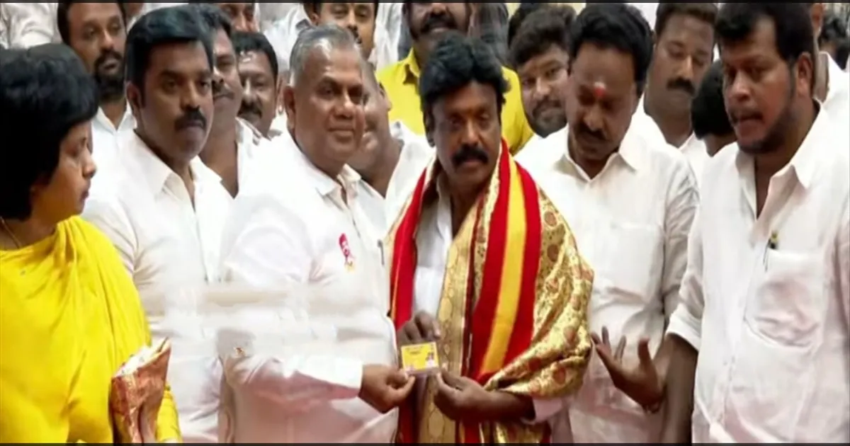  பனையூருக்கு படையெடுத்த இசக்கி சுப்பையா..! ஆதரவாளர்களுடன் தவெகவில் ஐக்கியம்..!