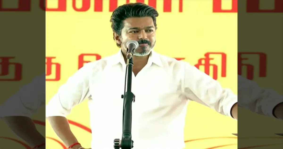 “நல்லா வருது.. வேணான்னு பாக்குறேன்”..! நாங்க கோட் சூட் போட கூடாதா..? திருச்சியை அலறவிட்ட முதல்வர் விஜய்..! 