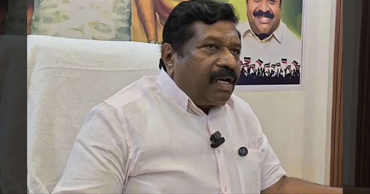 இடைத் தேர்தலில் வாக்காளர்களுக்கு பணம்..!! தேர்தல் ஆணையத்தில் அதிமுக பரபரப்பு புகார்.!