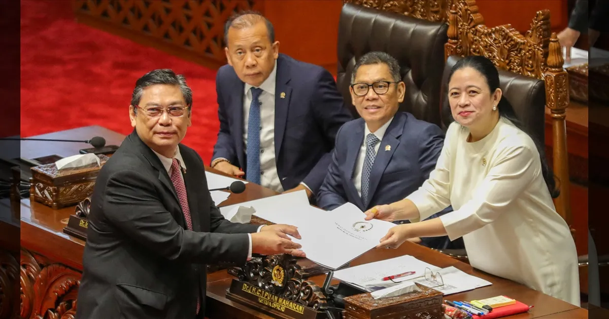 100 ஆண்டு பழைய சட்டங்களுக்கு டாட்டா!! டச்சு கால தண்டனைகள் இனி தேவையில்லை! இந்தோனேஷியாவில் புது ரூல்!