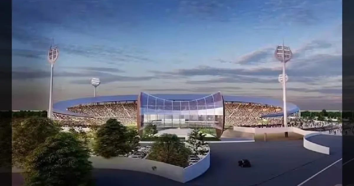 கிரிக்கெட் மைதானத்தில் புதுமை! தேசிய அளவில் கவனத்தை ஈர்த்த திரிசூல வடிவ மின்விளக்கு கம்பங்கள்!