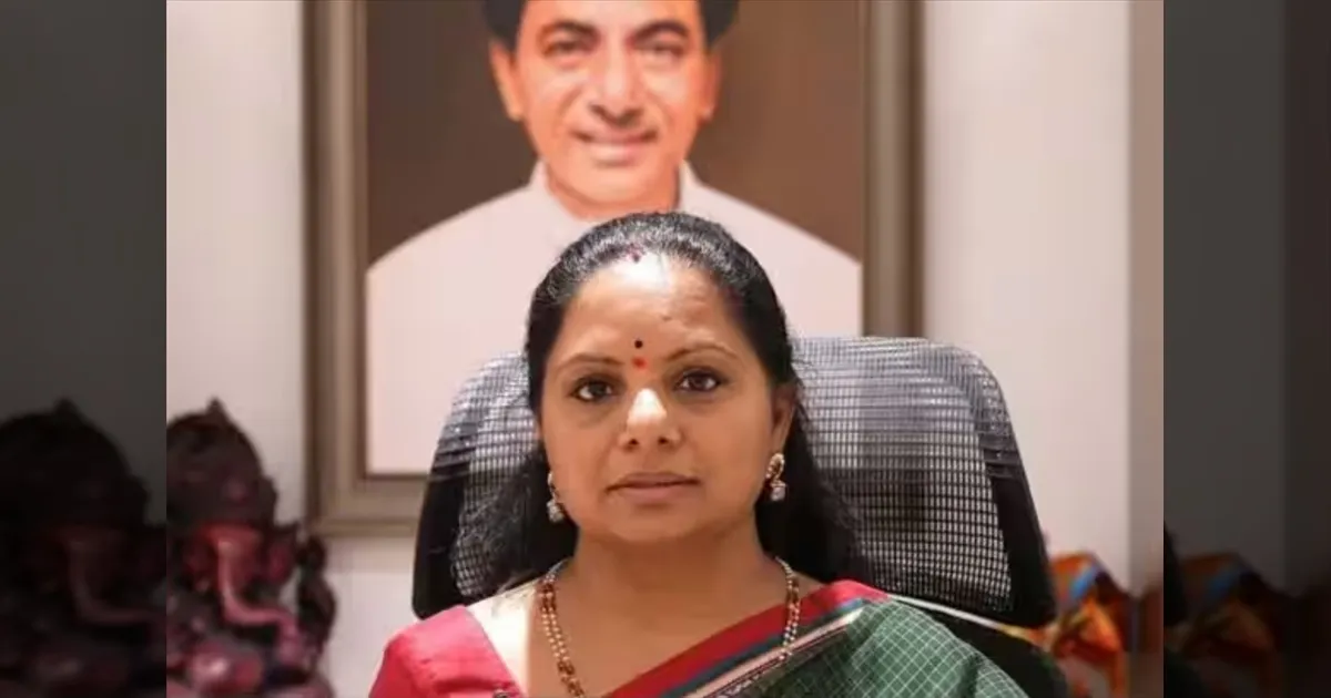 ஜெயலலிதாவின் வழியை பின்பற்றும் கவிதா!? தெலுங்கானாவின் அம்மா என சுய பிரகடனம்!!