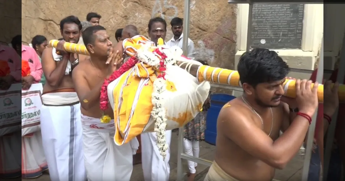 150 கிலோ கொழுக்கட்டை! திருச்சி மலைக்கோட்டை உச்சிப்பிள்ளையாருக்கு அசத்தல் படையல்! 