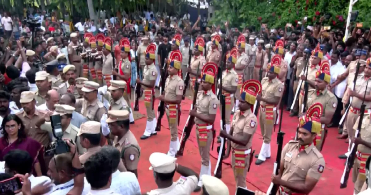 72 குண்டுகள் முழங்க அரசு மரியாதையுடன் தேனிசைத் தென்றல் தேவா உடல் நல்லடக்கம்!
