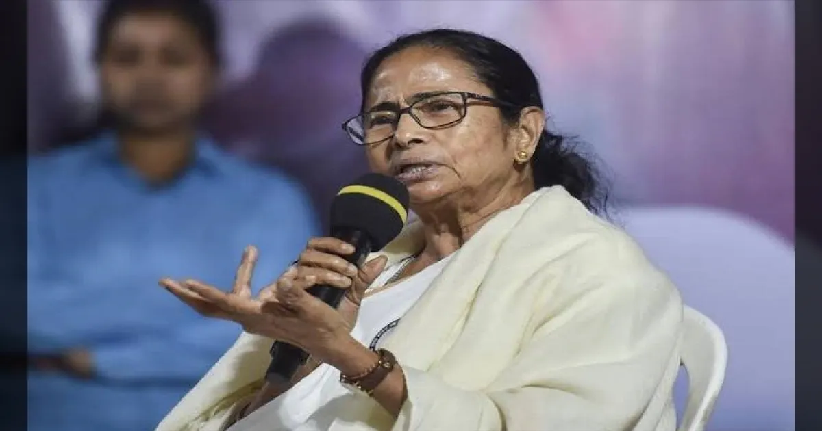 மாநிலத்தில் குண்டுகளை வைக்க பாஜக திட்டம்! மேற்கு வங்க தேர்தல் களத்தில் மம்தா பகிரங்க குற்றச்சாட்டு!