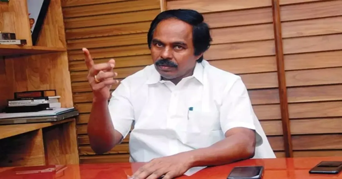 மாணவர்களுக்கு இதெல்லாம் தேவையே இல்லை... அண்ணாமலை கருத்துக்கு மனோ தங்கராஜ் பதிலடி!!