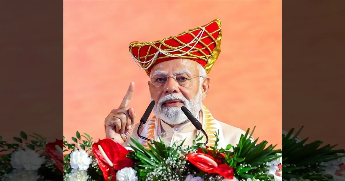 பெண்களின் குங்குமம் தேசிய வீரத்தின் அடையாளம்! பயங்கரவாதிகளுக்கு எதிராக கர்ஜித்த பிரதமர் மோடி..!