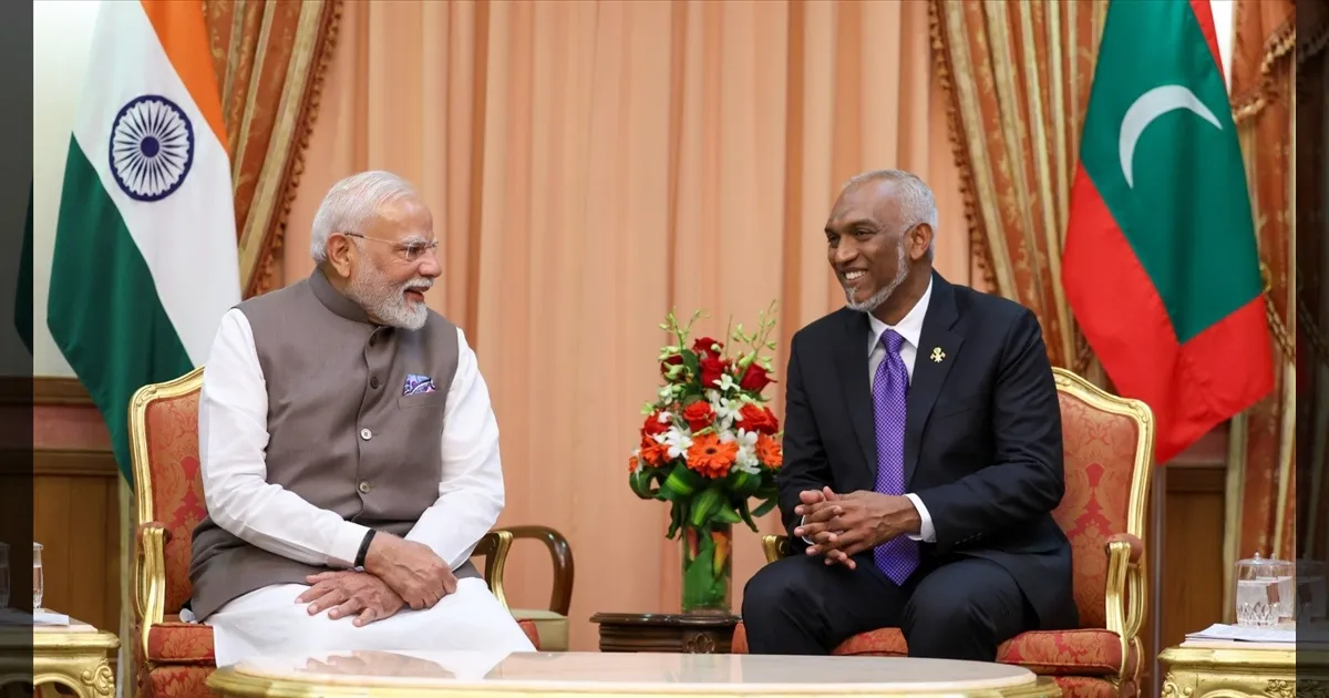 ரூ.4,850 கோடி கடன்..  இந்தியாவுடன் நட்பு பாராட்டும் மாலத்தீவு.! கழட்டி விடப்பட்ட சீனா!!