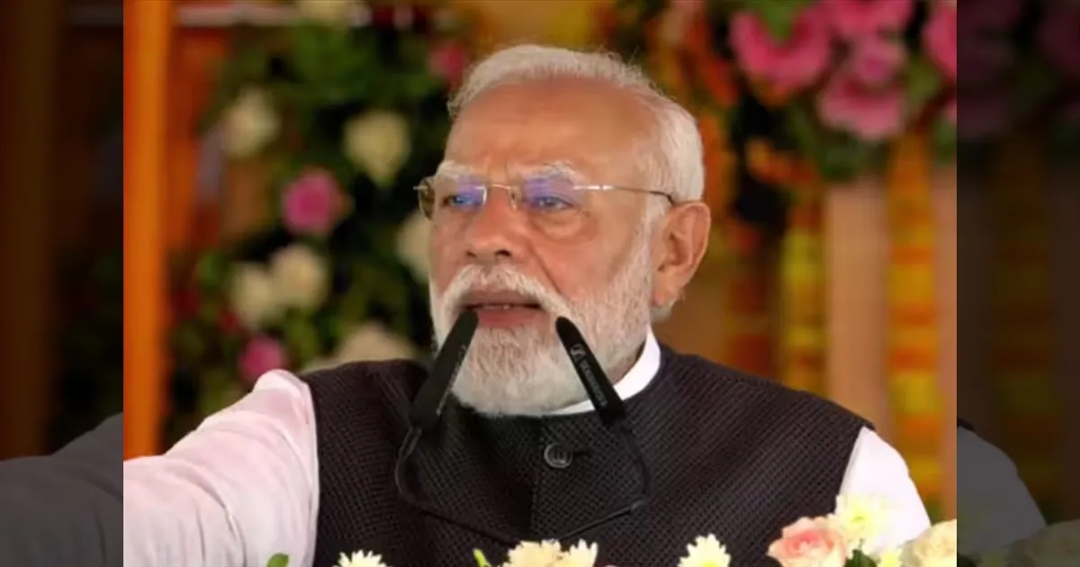 உத்தரபிரதேசத்திற்கு எதிராக செயல்படுகிறது திமுக!! அதிக தொகுதிகள் கிடைக்கக்கூடாது என எதிர்ப்பதாக மோடி குற்றச்சாட்டு!