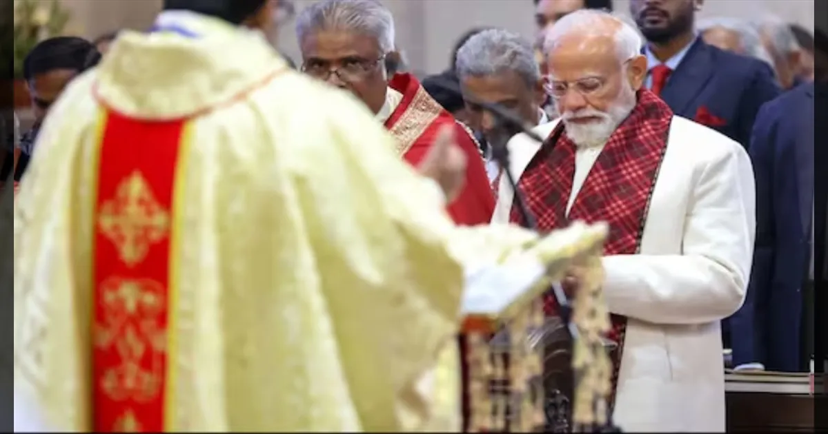 டெல்லியில் கிறிஸ்துமஸ் கொண்டாட்டம்! கதீட்ரல் தேவாலயத்தில் பிரதமர் மோடி பிரார்த்தனை!!