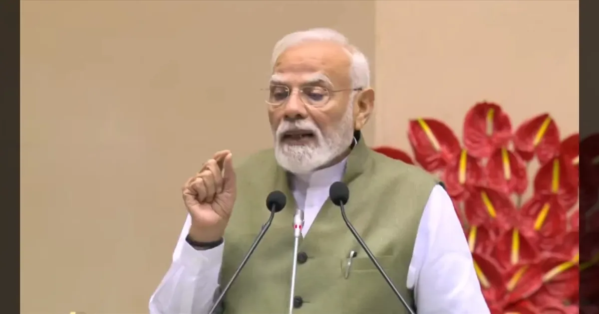 12 ஆண்டுகளில் மிகப்பெரிய முன்னேற்றம்! மெட்ரோ முதல் மின்சார வாகனம் வரை! மாற்றத்தை பட்டியலிட்ட பிரதமர் மோடி!
