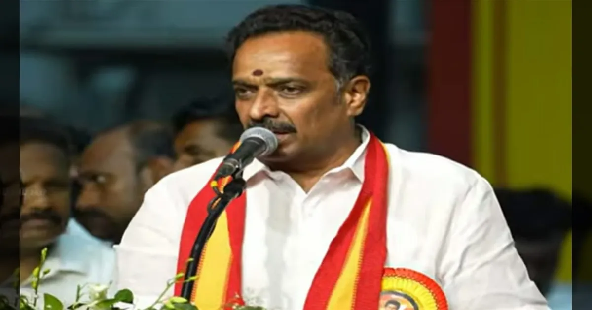 இபிஎஸ்ஸின் தவறான முடிவுகளால் தள்ளாடும் அதிமுக! அரசியல் புயலை உருவாக்கி சாதித்தவர் விஜய்! - எம்.ஆர்.விஜயபாஸ்கர் 