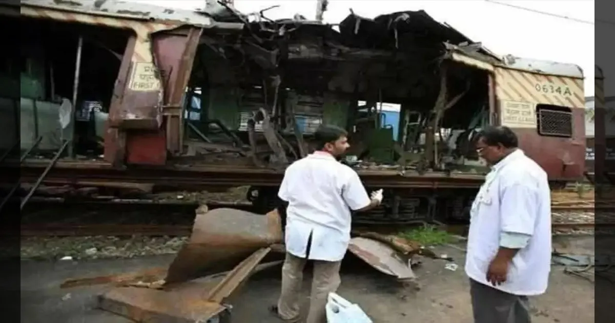 mumbai-train-blasts-hc-acquits-all-12-accused