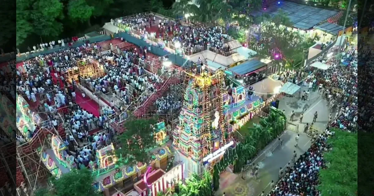 பழமுதிர்சோலை முருகன் கோயில் கும்பாபிஷேகம்!! வெற்றிவேல்!! வீர வேல்!! பக்தர்கள் சரண கோஷம்!