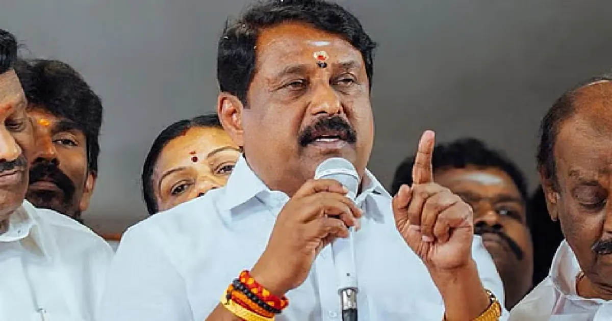தமிழே தெரியாதவரை தமிழகத்தின் குரலாக டெல்லிக்கு அனுப்புவதா? தவெக அரசுக்கு நயினார் நாகேந்திரன் கண்டனம்!