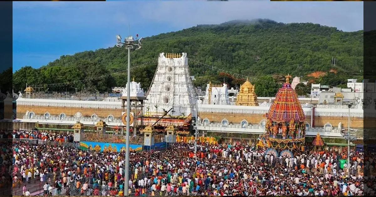 திருப்பதி போறீங்களா? 24 மணிநேரம் காத்திருக்க ரெடியாகுங்க! வைகுண்ட ஏகாதசி கூட்டத்தால் திணறும் தேவஸ்தானம்!